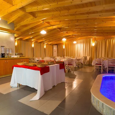 Center 3* Rhodes City