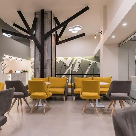 Center Hotel 3*