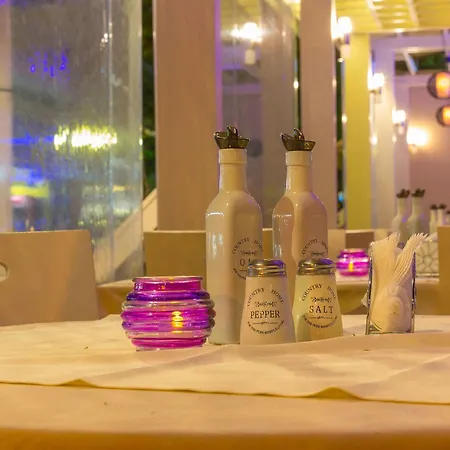 Center ホテル Rhodes City